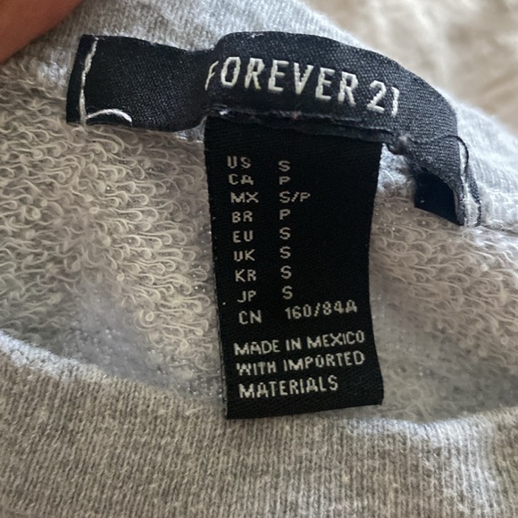 Forever 21 crop top - Picture 3 of 3